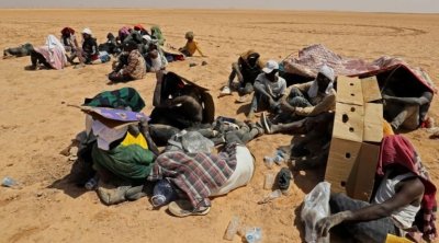 دعوة أممية لحل عاجل لمشكلة المهاجرين العالقين على حدود تونس مع ليبيا 
