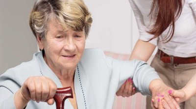 مختصة في أمراض الشيخوخة تنصح بصيام كبار السن الذين لا يعانون من أمراض مزمنة