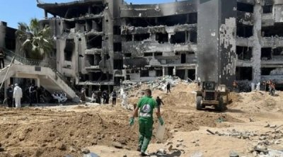 غزة : مقبرة جماعية في مجمع الشفاء… ومخيم النصيرات ''ساحة حرب''