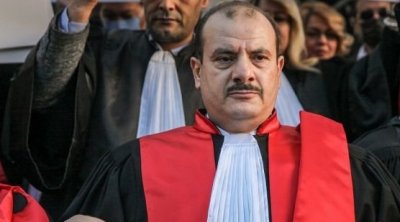 منع رئيس جمعية القضاة التونسيين من السفر 