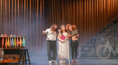 فيديو : عرض مسرحية ''باراديسكو'' في تونس 