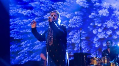 بالصور : منير الطرودي يقدم عرض ''ميزان'' في أبيدجان 