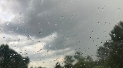 تونس:  سحب كثيفة مع أمطار ضعيفة ومتفرقة ببعض المناطق