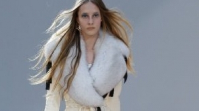 الفرو سيد الإطلالات لخريف وشتاء 2016