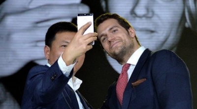 نجوم هوليود وأشهر المصورين العالميين ينضمون الى هواوي لإعادة اختراع التصوير الفوتوغرافي