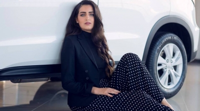 بالصور : سيرين الشرميطي ملكة جمال بن عروس