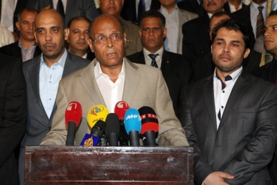 استقبال الدبلوماسيين التونسيين اللذان كانا مختطفين في ليبيا 