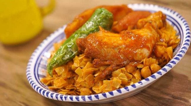 دبارة اليوم : نواصر بالدجاج مع سلاطة بطاطا بالمايونيز و بريكة حلوة ...