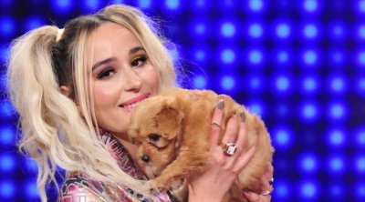 نقابة المهن الموسيقية تمنع العازفين من العمل مع نرمين صفر و تهددهم 