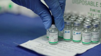 سفير الصين : دفعة من اللقاحات تصل إلى تونس اليوم وقريبا توفير آلات للتنفس الاصطناعي