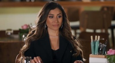 دينا الشربيني : دخلت المستشفى بعد إنفصالي عن عمرو دياب 