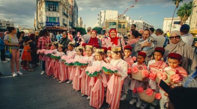 مدينة أريانة تفتتح الدورة 26 لمهرجان عيد الورد (صور)
