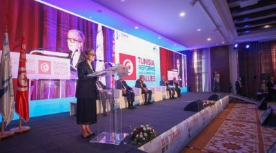 فريد بلحاج يدعو حكومة بودن إلى التعجيل بالإصلاحات القوية والعميقة