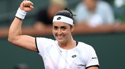 البطلة أنس جابر تصعد إلى المركز الثاني عالمياً