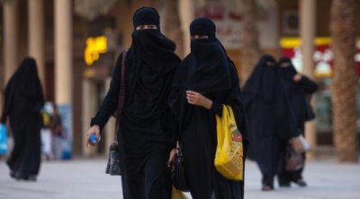 الكرم : منقبات يمنعن جيرانهن من الإحتفال بالباكالوريا 