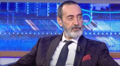 وفاة الممثل هشام رستم... مسيرة 35 سنة من الفن والإبداع