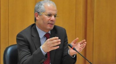 عماد الحمامي : هناك غموض كبير يحيط بالغنوشي 