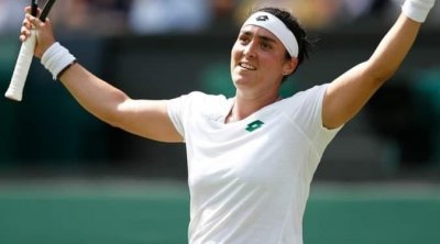 أنس جابر تتأهل لثمن نهائي ويمبلدون 