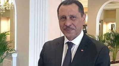 سليم اللغماني يبرز بعض الأخطاء الواردة في نسخة الدستور المعدلة