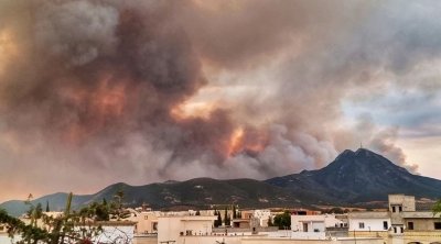 مروحيات الجيش الوطني تتدخّل لإخماد حريق جبل برج السدرية