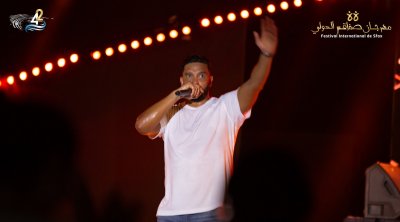 مهرجان صفاقس الدولي: بلطي يؤدّي أشهر أغانيه أمام جمهور غفير 