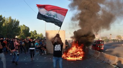 Moqtada al-Sadr quitte la scène politique, violences meurtrières à Bagdad
