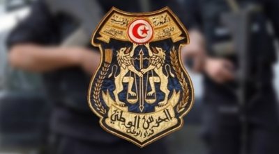 الإحتفاظ بنقيب في الحرس الوطني إثر تصويره و هو بصدد تلقي رشوة