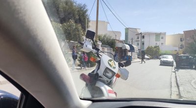 باردو : حجز السيارة الوظيفية لسامي بن سلامة وسط الطريق