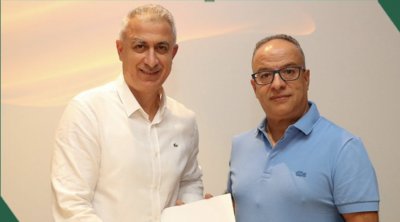 بقيادة منذر الكبير : الرجاء المغربي يتأهل إلى مجموعات رابطة الأبطال