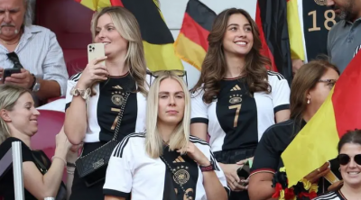 الألمان يتهمون زوجات اللاعبين بأنهن مملات ما أثر على مستوى اللاعبين
