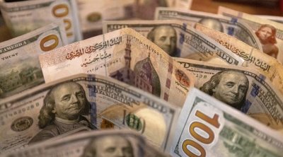 هبوط تاريخي للعملة المصرية أمام الدولار