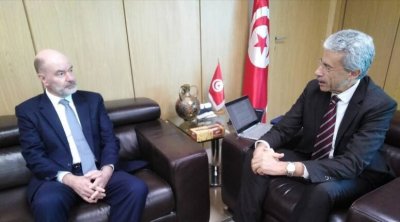 وزير الإقتصاد و سفير سويسرا يؤكدان الحرص على مزيد دفع التعاون الثنائي وتنويعه