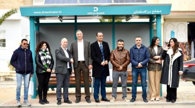 Jemmal : DRÄXLMAIER Tunisie offre le premier arrêt de bus intelligent