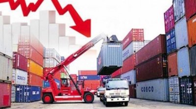 إرتفاع عجز الميزان التجاري للقطاع الصناعي إلى 9.9 مليار دينار خلال سنة 2022