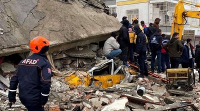 بالصور : عشرات القتلى ومئات الجرحى في سوريا وتركيا جراء زلزال قوي 