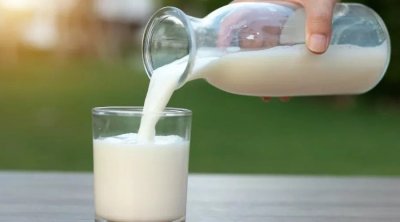 اتحاد الفلاحة : هناك فائض في إنتاح الحليب وسنسجّل استقرارا في التزويد خلال شهر رمضان