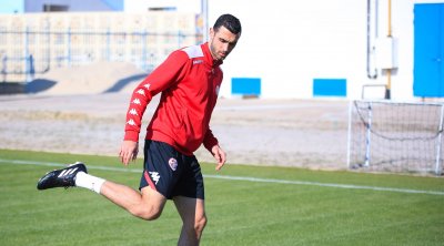 إلياس السخيري : والدي علمني كرة القدم ... وهدفي أمام فيردير بريمن الأفضل