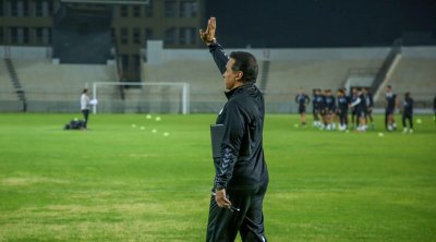 استقبال كبير للبدري من جماهير الصفاقسي في أول تدريب له (فيديو)