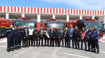 ديوان الطيران المدني والمطارات يتسلم 8 شاحنات إطفاء بكلفة 16 مليار 