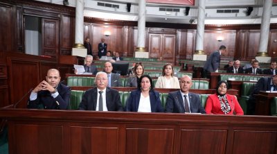 البرلمان يصادق على المنح الشهرية للنواب