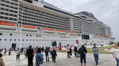 Un navire de croisière accoste à la Goulette avec 5500 touristes à bord 