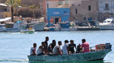 مرصد حقوق الإنسان يحذر من تحول تونس لحارس لحدود أوروبا مقابل منح مالية