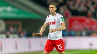 إلياس السخيري يقترب من الانتقال إلى ويست هام