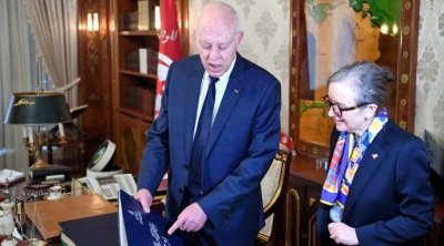 قيس القروي : تصريح قيس سعيد حول وجود طرف يُريد الجُلوس على مقعديْن مُوجه لرئيسة الحكومة