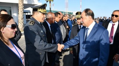 وزير الداخلية يزور جزيرة جربة