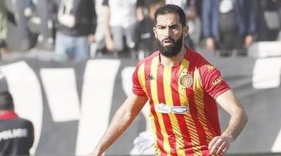 ياسين مرياح مُهدد بعقوبة قاسية جداً بعد الإعتداء على حكم الدربي 