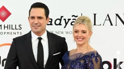 ظافر العابدين يكشف سبب استمرار الحب بينه وبين زوجته.. وحلمه الذي لم يتحقق