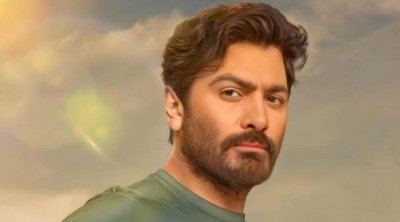 تامر حسني يختتم مهرجان العربي للاذاعة والتلفزيون في تونس 