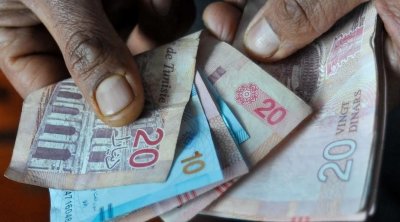 النفيضة : مواطنون لم يتمكنوا من سحب أجورهم من البنوك لعدم توفر السيولة