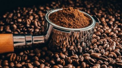 تونس : ديوان التجارة عاجز عن دفع ثمن حمولة قهوة على متن 3 سفن تنتظر دخول الميناء